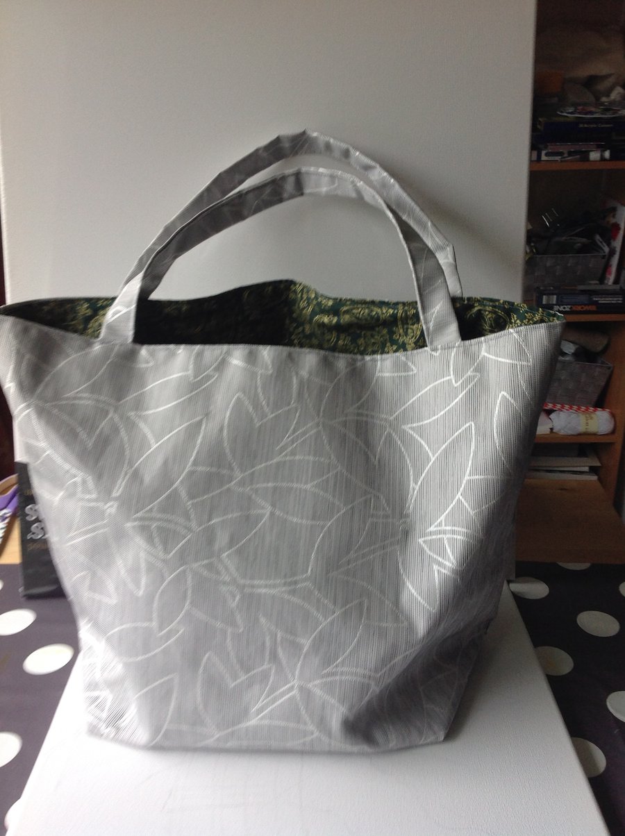  Tote Silver grey shopper or handbag