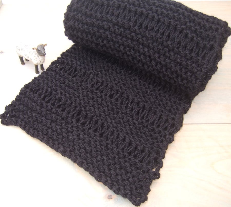 Chunky Black Hand Knit Scarf 