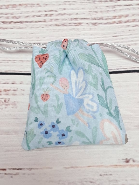Tooth fairy drawstring bag with fairies