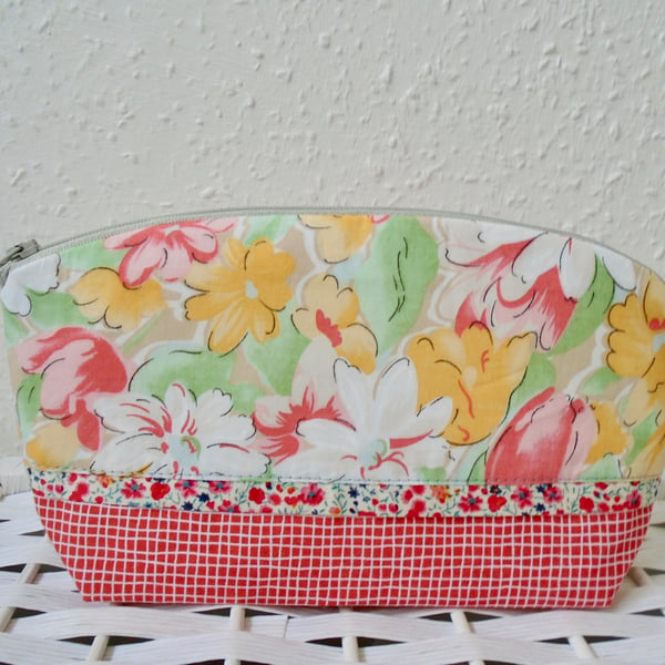 Floral Cotton Make Up Bag 