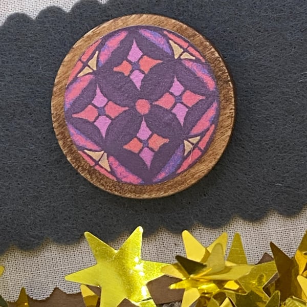 Pink Geometric patterned wood pin brooch 