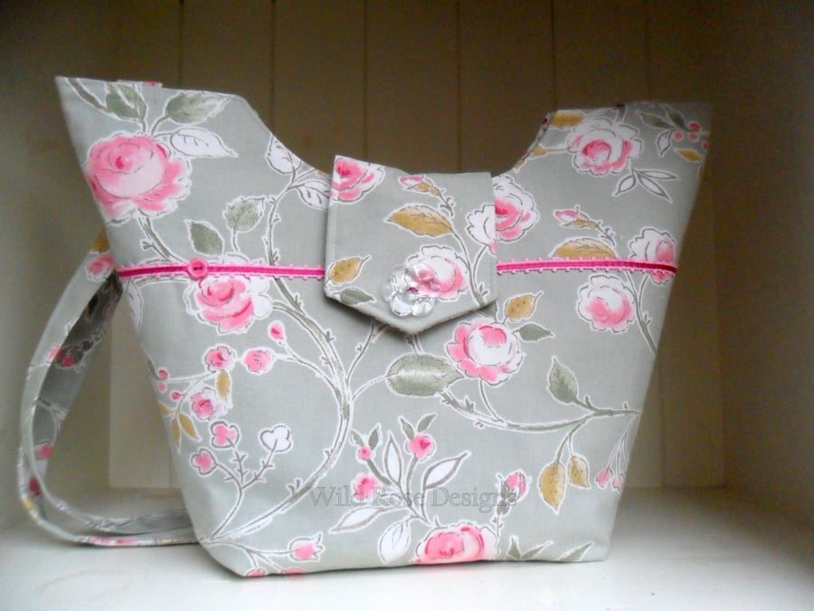 Handbag in a shabby chic fabric - Sale item, final reduction!