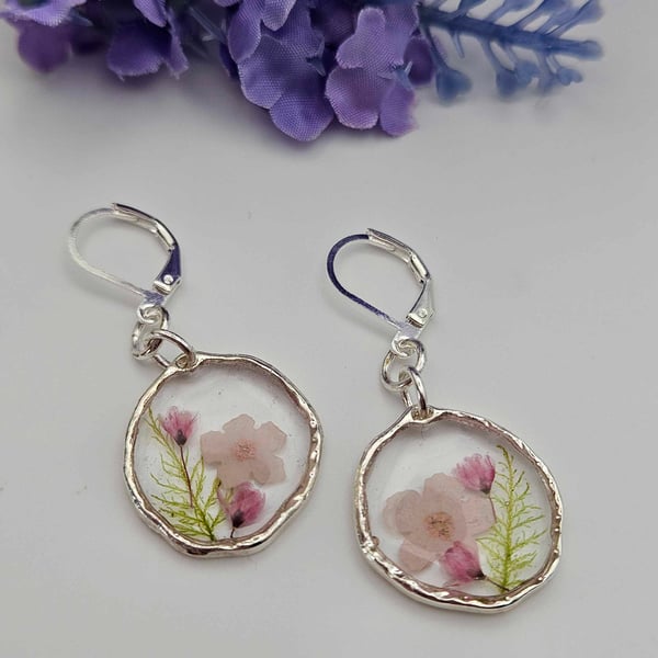flower terrarium earrings, resin flower earrings, silver earrings, cottagecore, 