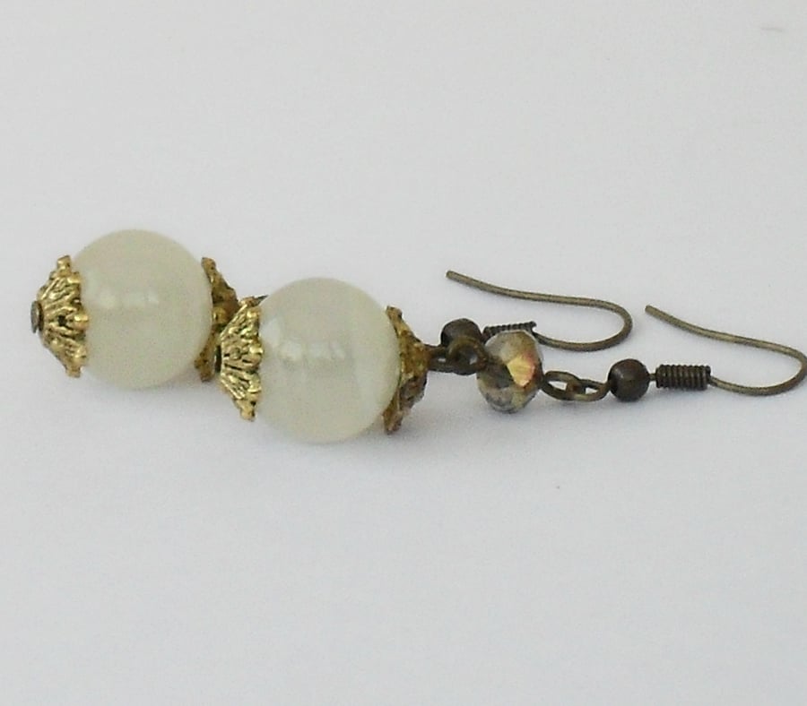 Milky white agate and golden crystal earrings 