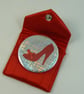 Red shoe pocket mirror with pouch - Image 1