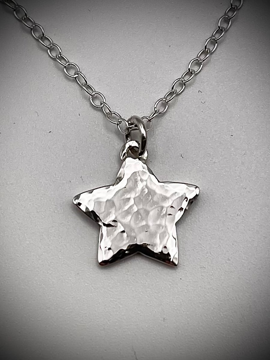 Hammered Star Sterling Silver Pendant Necklace