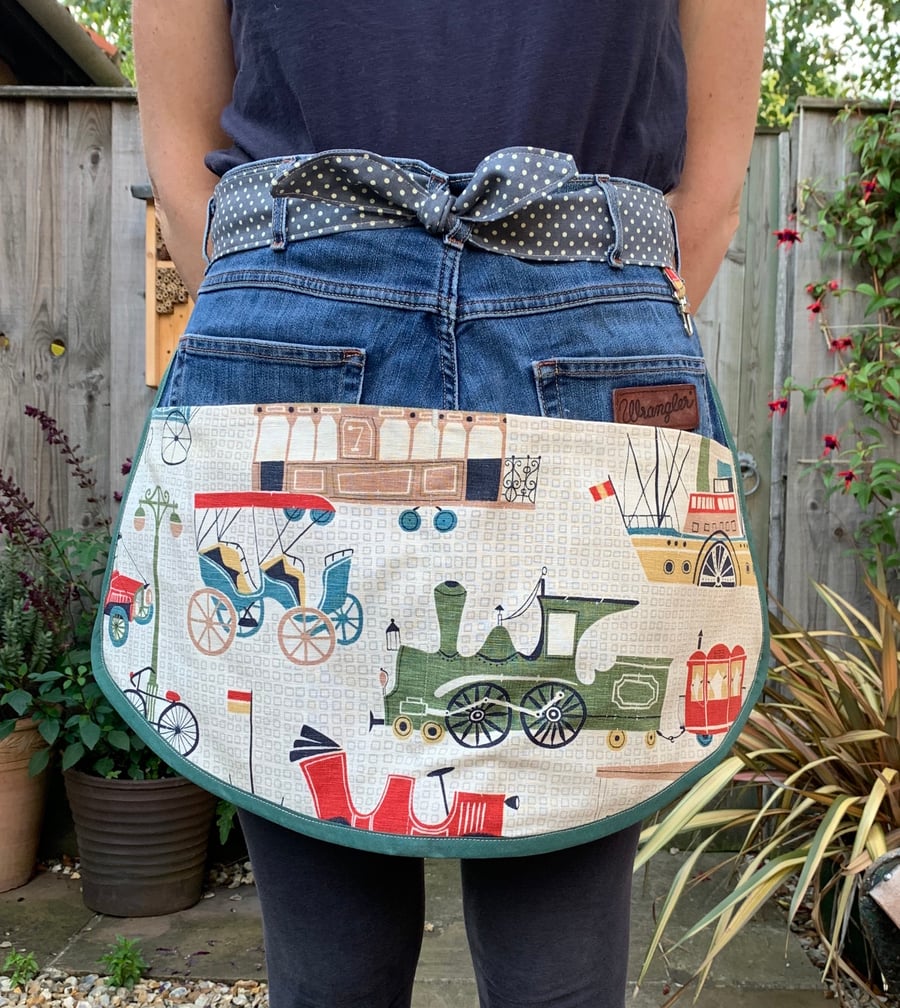 Garden apron from recycled materials