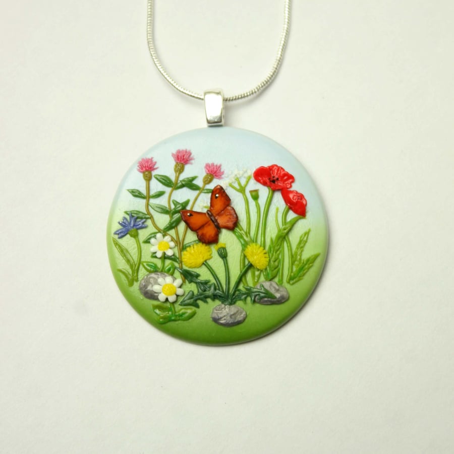 Wildflower meadow necklace