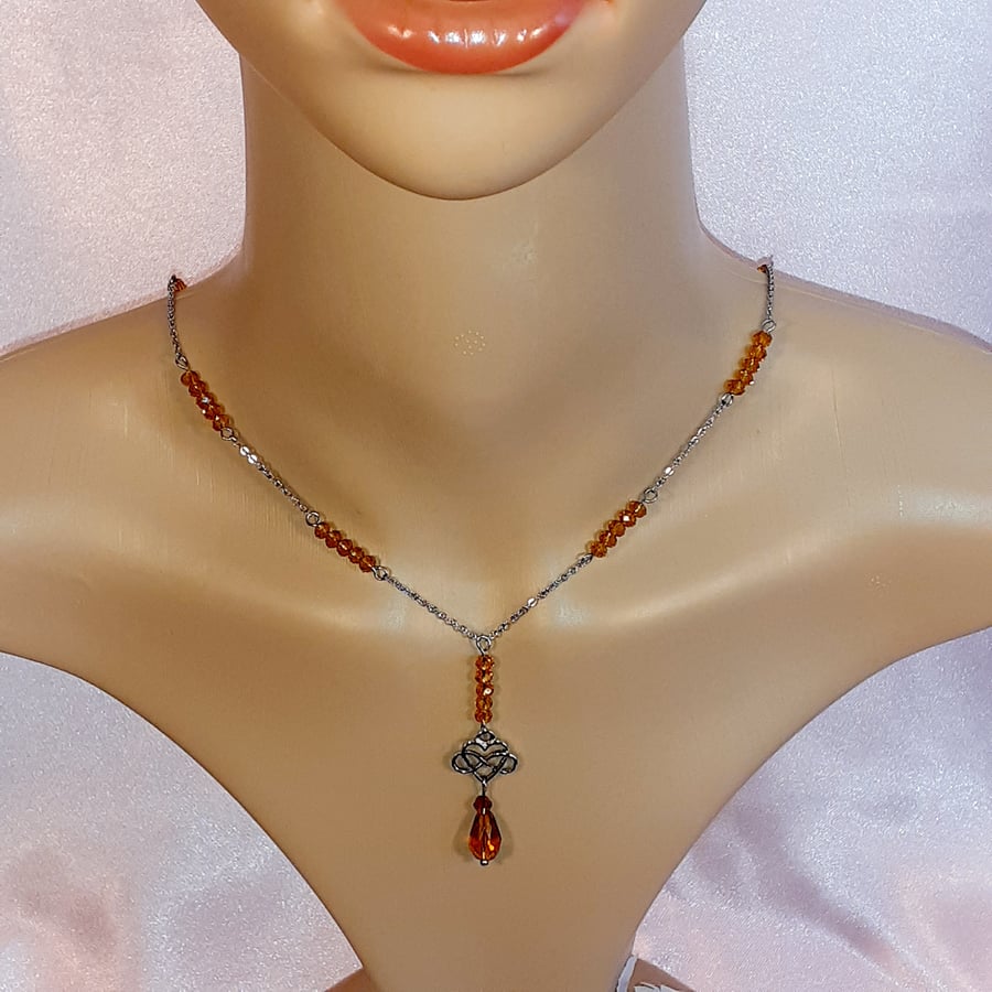 Necklace - Amber Chic