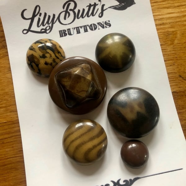 6 Vintage Brown Metal Dome Buttons 