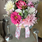 Small cream hatbox