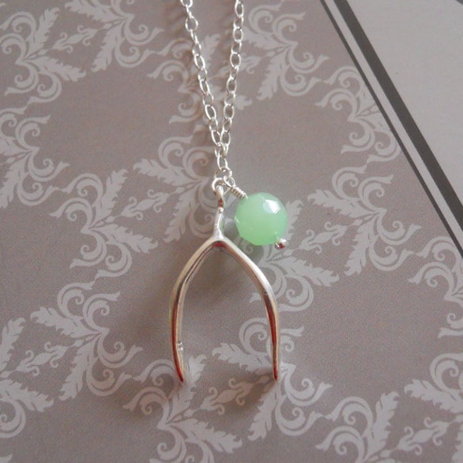 ♥ Lucky Wishbone pendant necklace‏ 