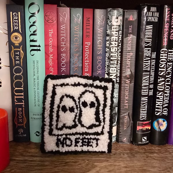 Beetlejuice Inspired No Feet Ghost Photo Punch Needle Halloween Decoration 