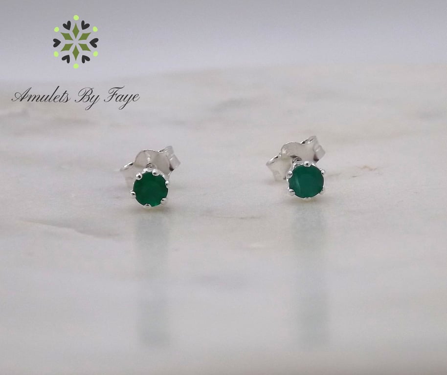 Green Onyx Facet 3mm Gemstone 6 Prong Sterling Silver Stud Earrings.