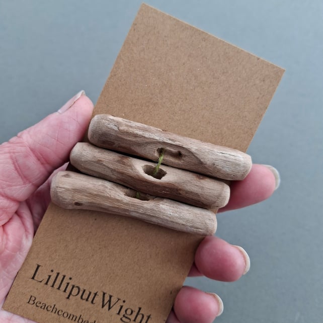 Set of three large driftwood toggle buttons with single hole
