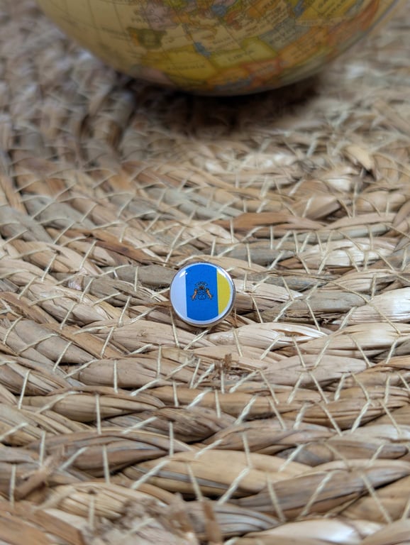Canary Islands Flag Map Pin – Spanish Travel Map Push Pin for Wooden Maps