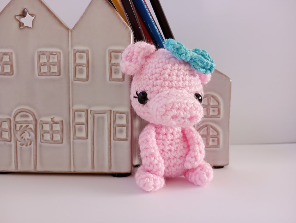 Pink pig amigurumi crochet bag charm key ring