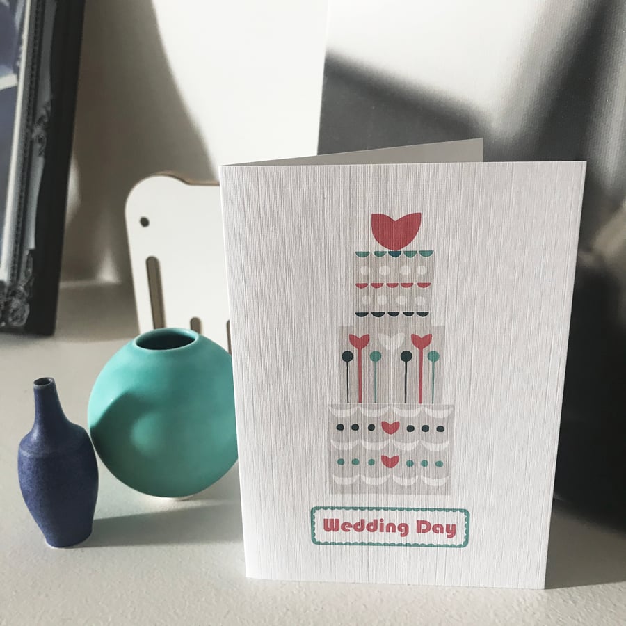 'Wedding Cake' wedding day card