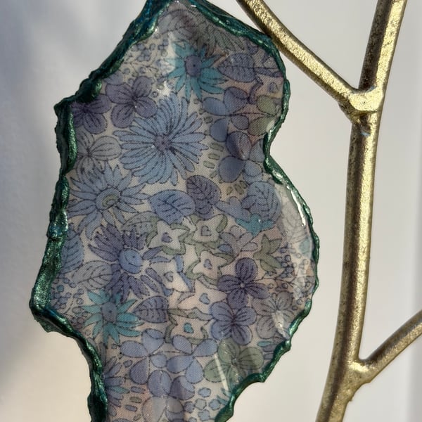 Blue liberty material resin pendant 