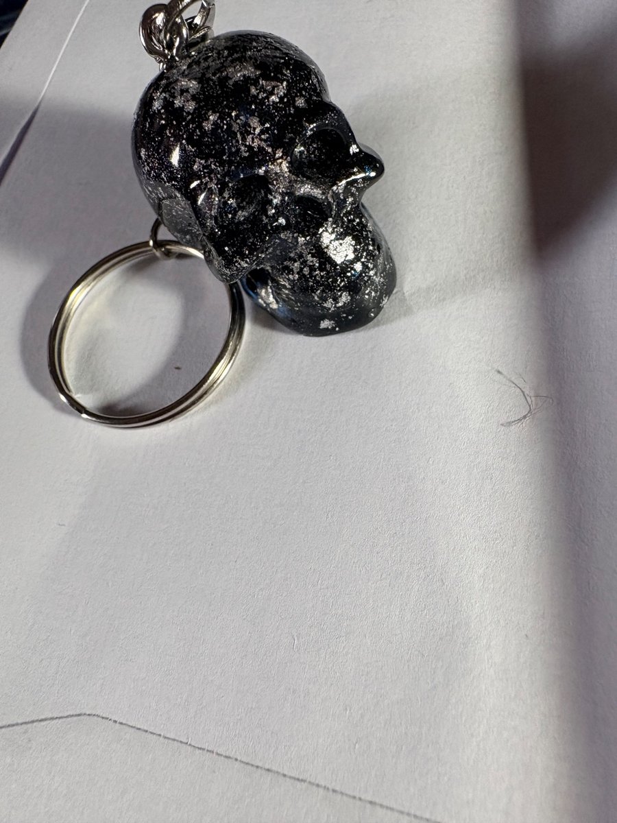 Handmade resin skull keyring