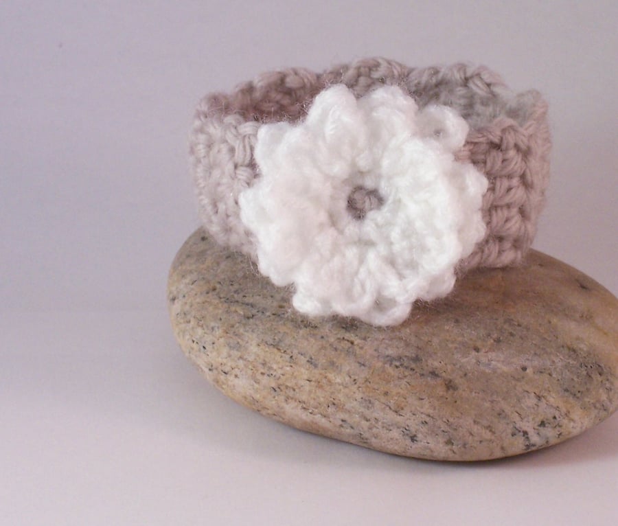 Crochet cuff with white crochet flower - Snowflower