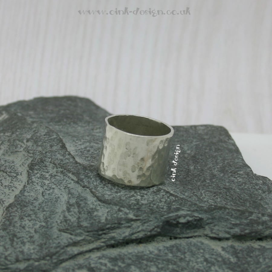 Sterling silver textured ring size L