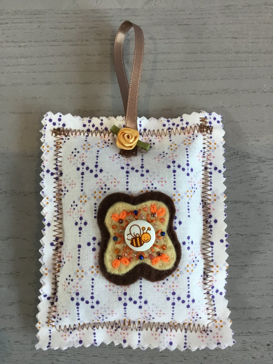 Happy Little Bee Lavender Bag