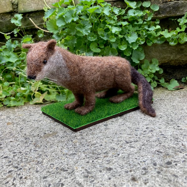 Woollen sculpture, needle felted otter model