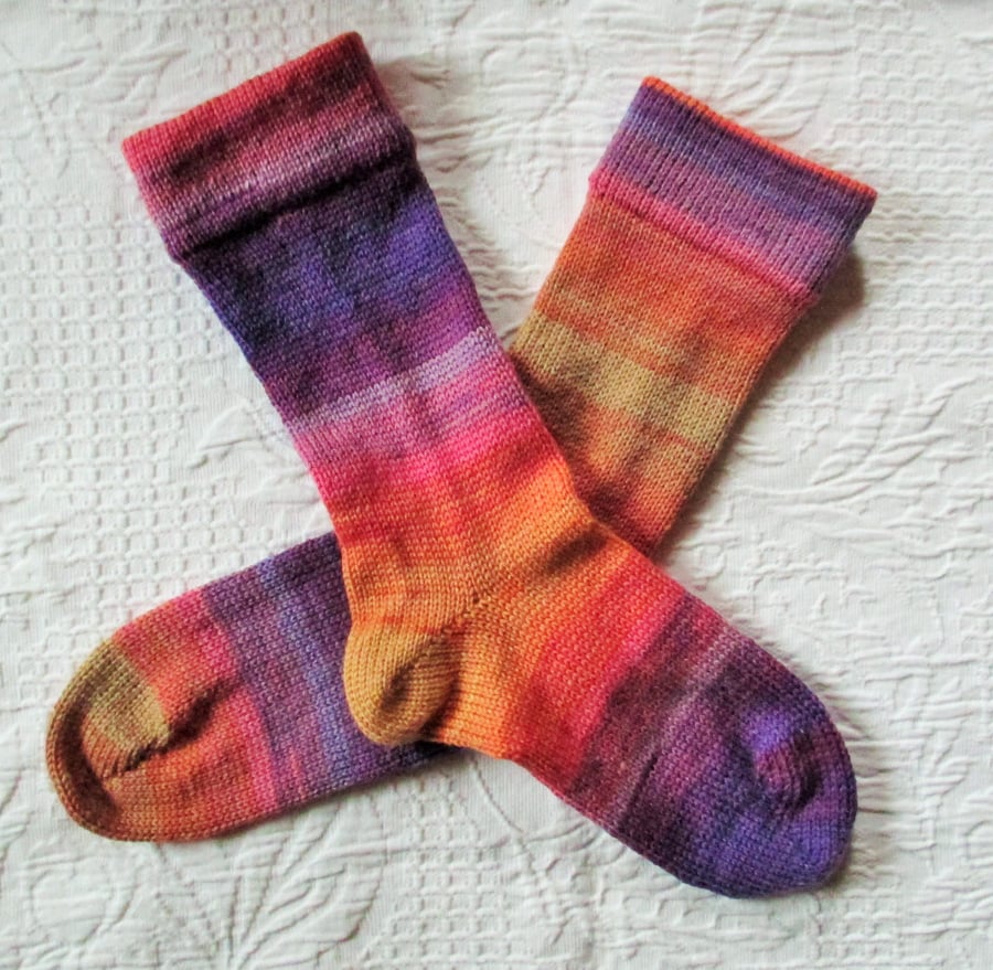 Handmade Merino Wool Socks SIZE: 4-6 UK, 6-8 US, 36-38 EURO
