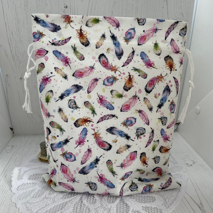 Feathers Cotton Drawstring Tidy Bag