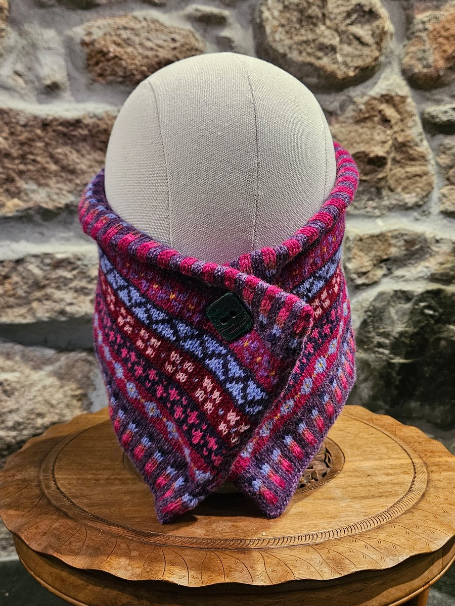 Fair Isle 'Peerie' Neckwarmer Heather and Pinks