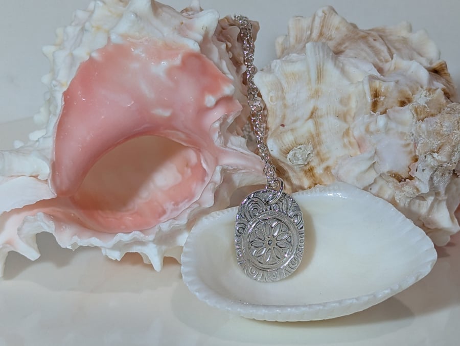 Fine Silver Oval Pendant