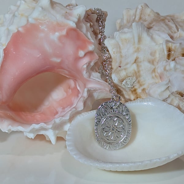 Fine Silver Oval Pendant