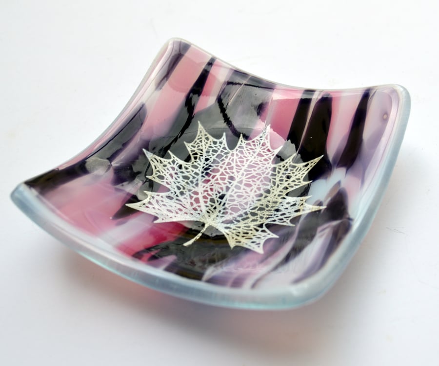 Pink Dappled Glass Trinket Dish - Maple Leaf Design - Birthday, Friend, sister