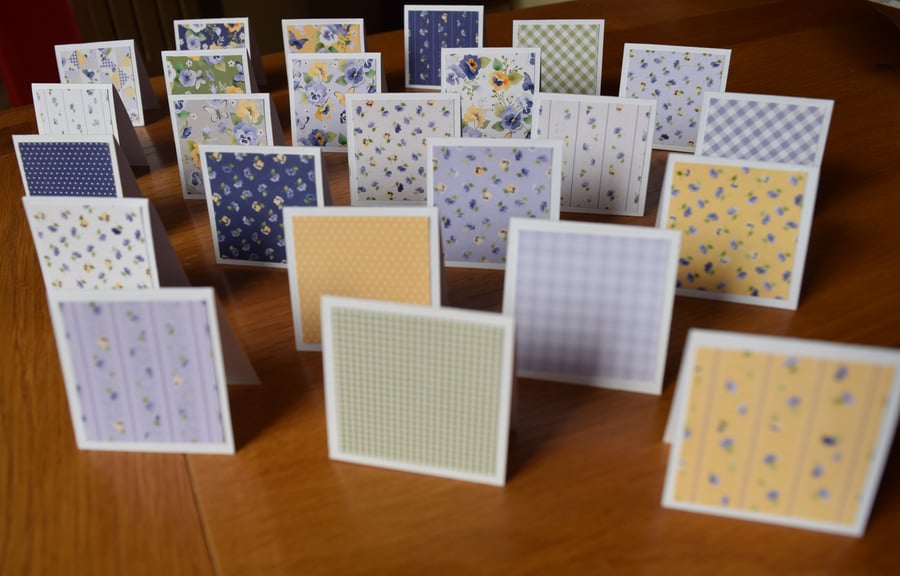 24 Mini Note Cards, Twinchies Blank Note Cards & Envelopes, Pansies