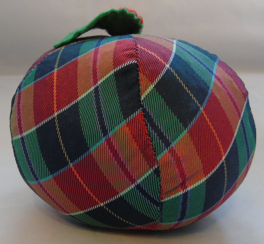 Seconds Sunday -  Scented  Appleties - Tartan