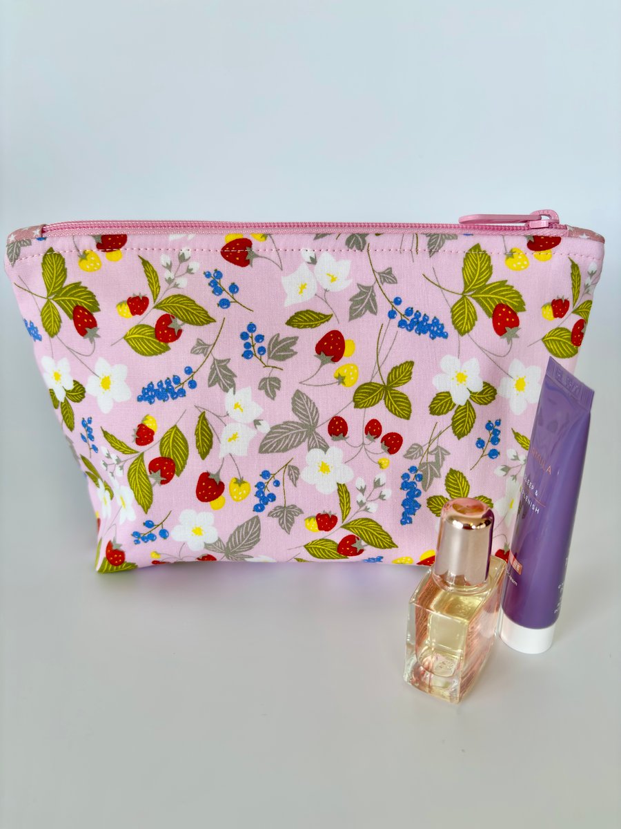 Make up bag, small toiletry bag, water resistant lining, pink floral pattern