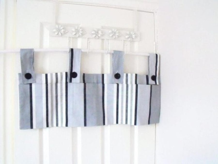 hanging bunk bed tidy with pockets to store boo... Folksy