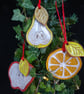 Pear slice with leaf pottery decoration - Image 5