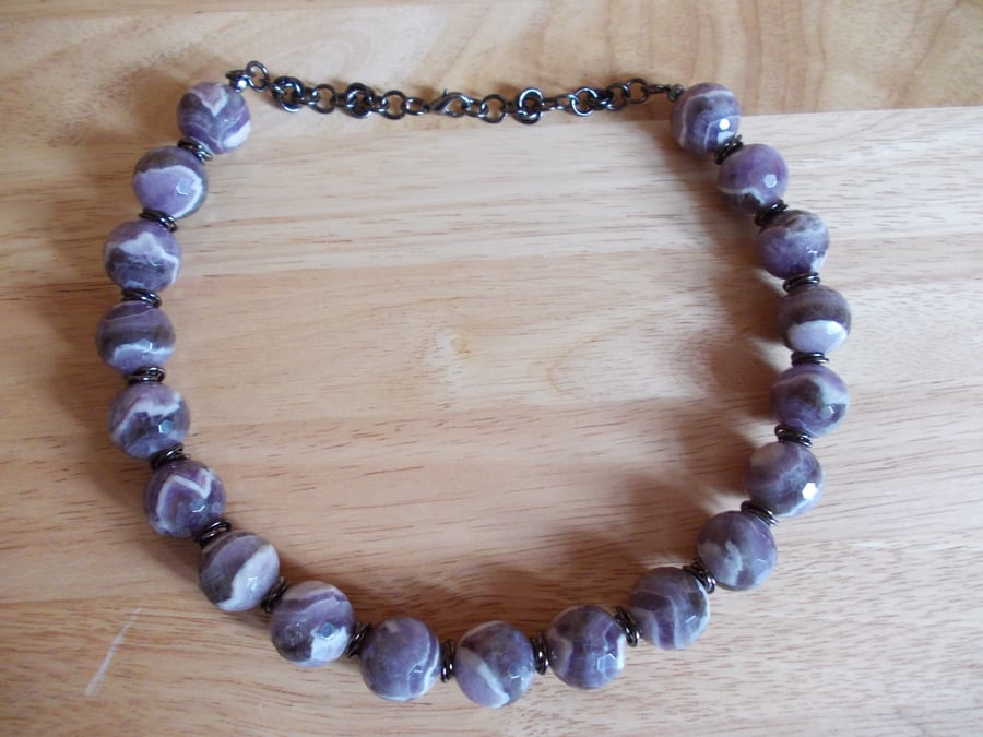 Chunky dog's tooth amethyst necklace