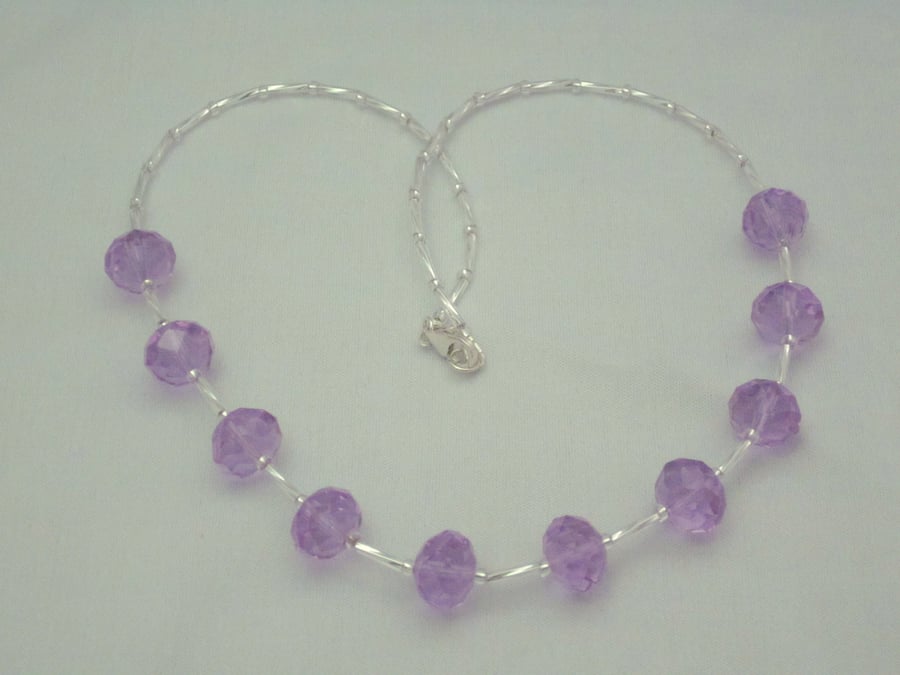 Magenta crystal rondelle necklace (441)