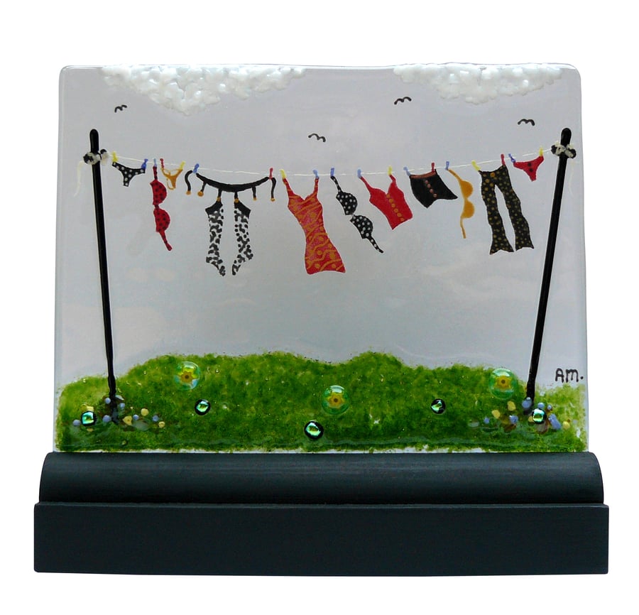 UNIQUE: Handmade Fused Glass 'NAUGHTY WASHING LINE' Picture.