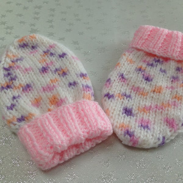 Baby Mittens 3- 6 months - NOW 10% REDUCTION