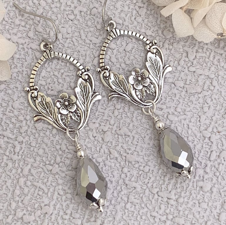 Vintage Style Silver and Glass Teardrop Earrings