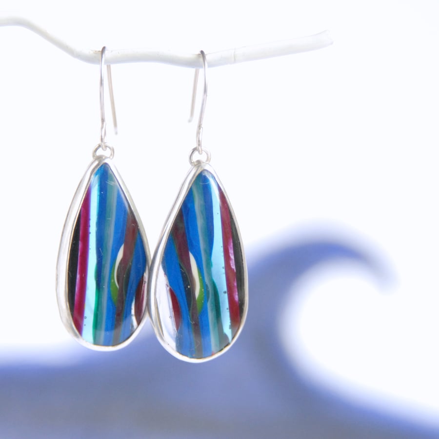 Californian surfite earrings - blue and maroon