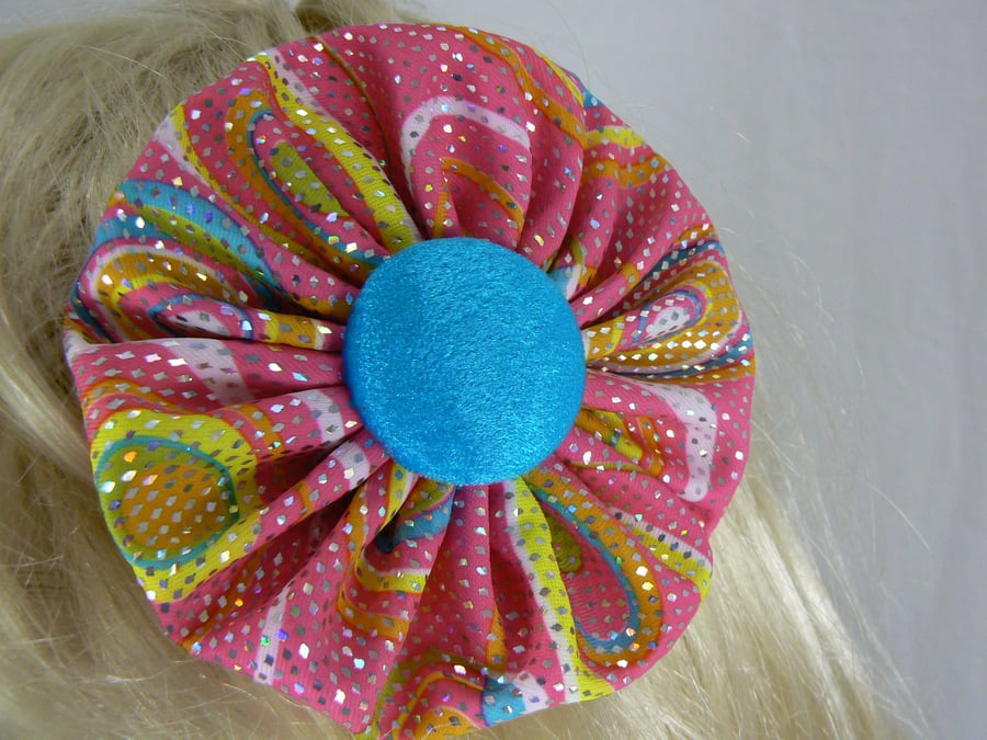 Pink yo yo hair clip (loopy)