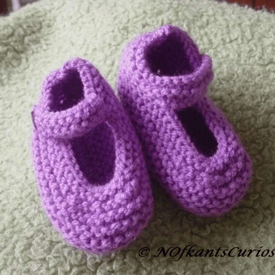 Precious Purple Hand Knitted Baby Girl Shoes. (0 to 3 months)