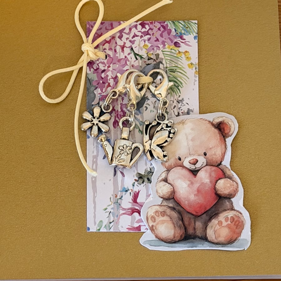 Card with clip on charms, stitch markers 