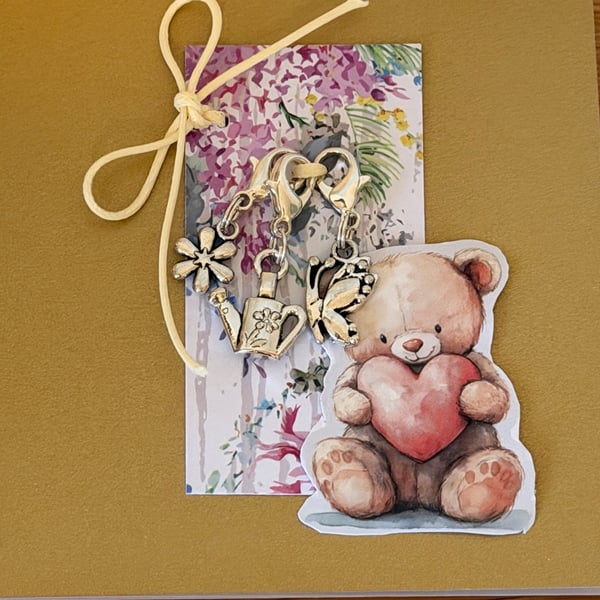 Card with clip on charms, stitch markers 