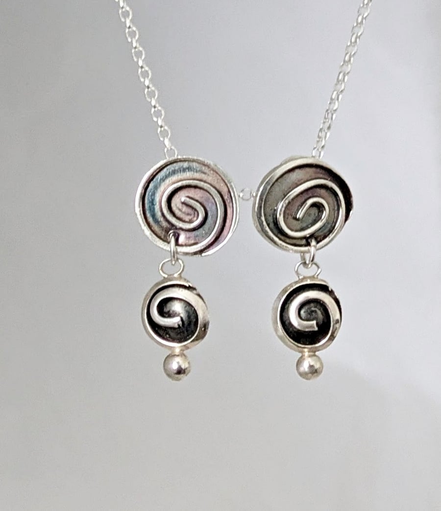 Double spiral earring